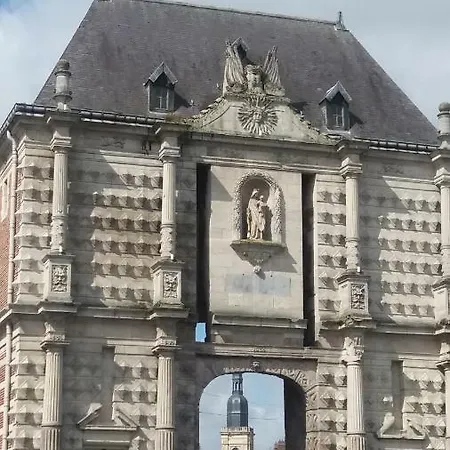 7 Du Temple 2 Sans Cuisine カンブレー